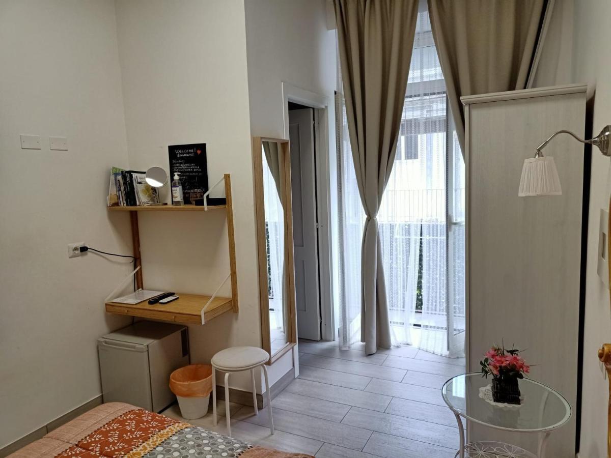 Bed and Breakfast Domus San Biagio 14 à Naples Extérieur photo