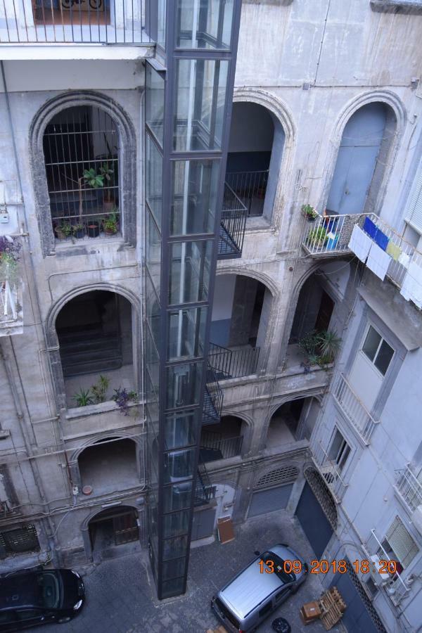 Bed and Breakfast Domus San Biagio 14 à Naples Extérieur photo