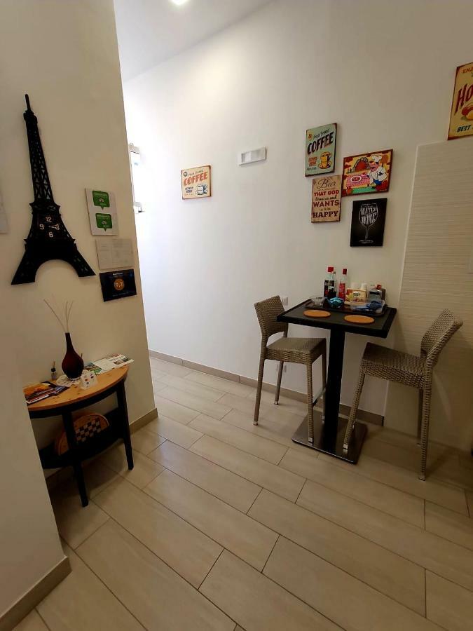 Bed and Breakfast Domus San Biagio 14 à Naples Extérieur photo